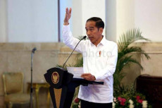 Jokowi Resmi Luncurkan...