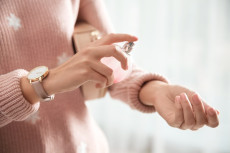 5 Parfum Perempuan dengan...