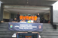 30 Kali Beraksi, 6 Spesialis...