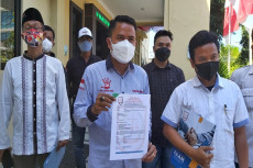 Diancam Dibunuh, Pegiat...