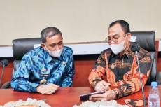 Pegawai Lingkup Pemkab...