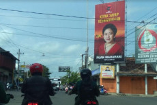 Baliho Puan For Presiden...