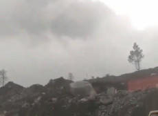 Awan Panas Gunung Merapi,...