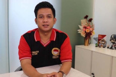 Pandangan Hukum Terkait...