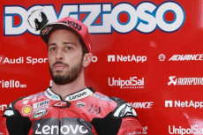 Andrea Dovizioso Masuk...