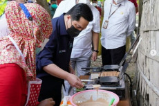 Saksikan Langsung Ibu-ibu...