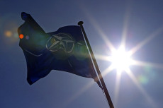 Rusia: NATO Hancurkan...