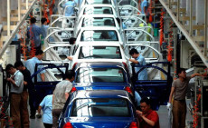 5 Perbedaan Mobil dengan...