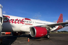 Pesawat Batik Rute Kualanamu-Jakarta...