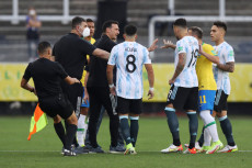 FIFA Sayangkan Intervensi...