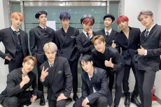 Daftar Grup K-Pop Generasi...