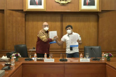 Pacu Investasi dan Promosikan...