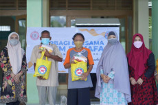 Kerukunan Istri Karyawan...
