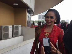 Krisdayanti Pamer Gaji...