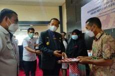 BPN Luwu Serahkan 1.535...