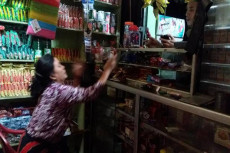 Penertiban Reklame Rokok...