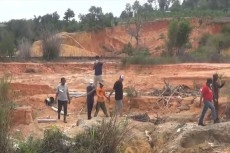 Tambang Pasir Ilegal...