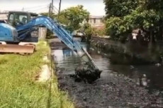 Cegah Banjir, Pemprov...