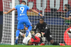 AC Milan Digebuk Atletico,...
