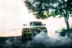 Rolls-Royce Resmi Perkenalkan...