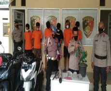 Balas Dendam, 7 Anggota...