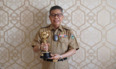Naik Tingkat, Parepare...