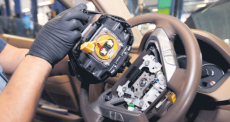 Inflator Airbag Bermasalah,...