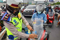 Polisi Klaim Tekan Penularan...