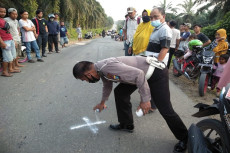 Tabrak Kijang di Jalan...