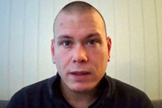 Polisi Norwegia Periksa...