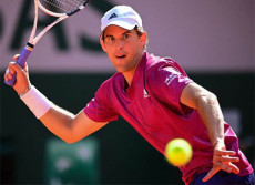 Dominic Thiem Tantang...