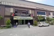 1 Santri Tewas Dianiaya,...