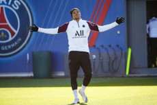 Laurent Blanc: Kylian...