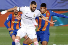 Susunan Pemain Barcelona...