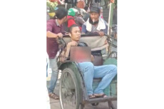 2 Pedagang di Tangerang...