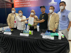 Bos Distributor Ban...