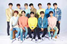 Profil 12 Member TREASURE,...