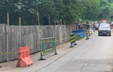 Jalan Akses Penghubung...