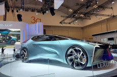 Lexus Pamerkan Inovasi...
