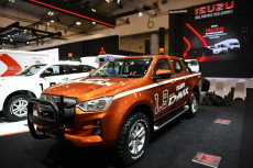 8 Kelebihan Isuzu All...