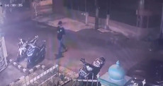 Terekam CCTV saat Curi...