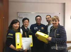Taiwan Bantu Perangi...
