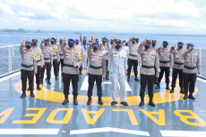 Patroli Laut dan Udara,...
