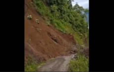 Detik-detik Longsor...
