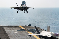 Jet Tempur F-35 Inggris...