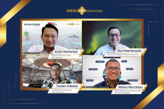 Hadir di Webinar Pegadaian,...