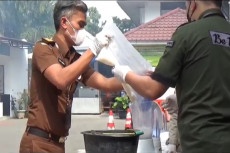 Barang Bukti Kejahatan...
