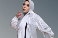 Melly Goeslaw Garap...