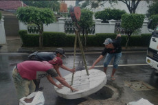 Pemprov DKI Ganti Penutup...