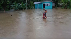 Hujan Deras, Belasan...
